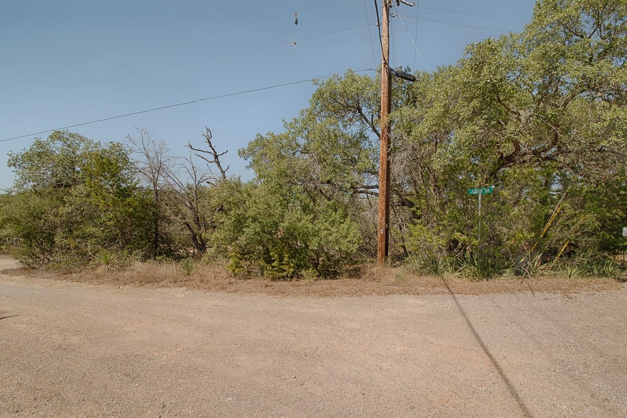 104 Acorn Drive Spicewood TX 78669