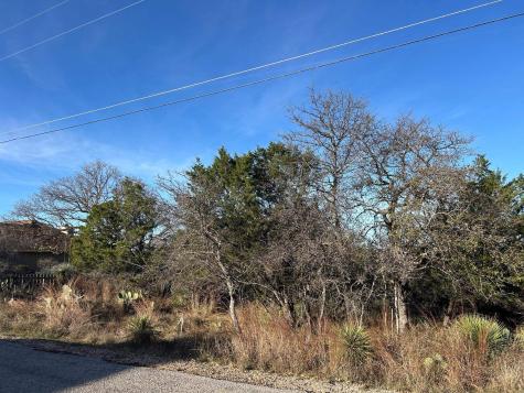 118 W Greenbriar Granite Shoals TX 78654