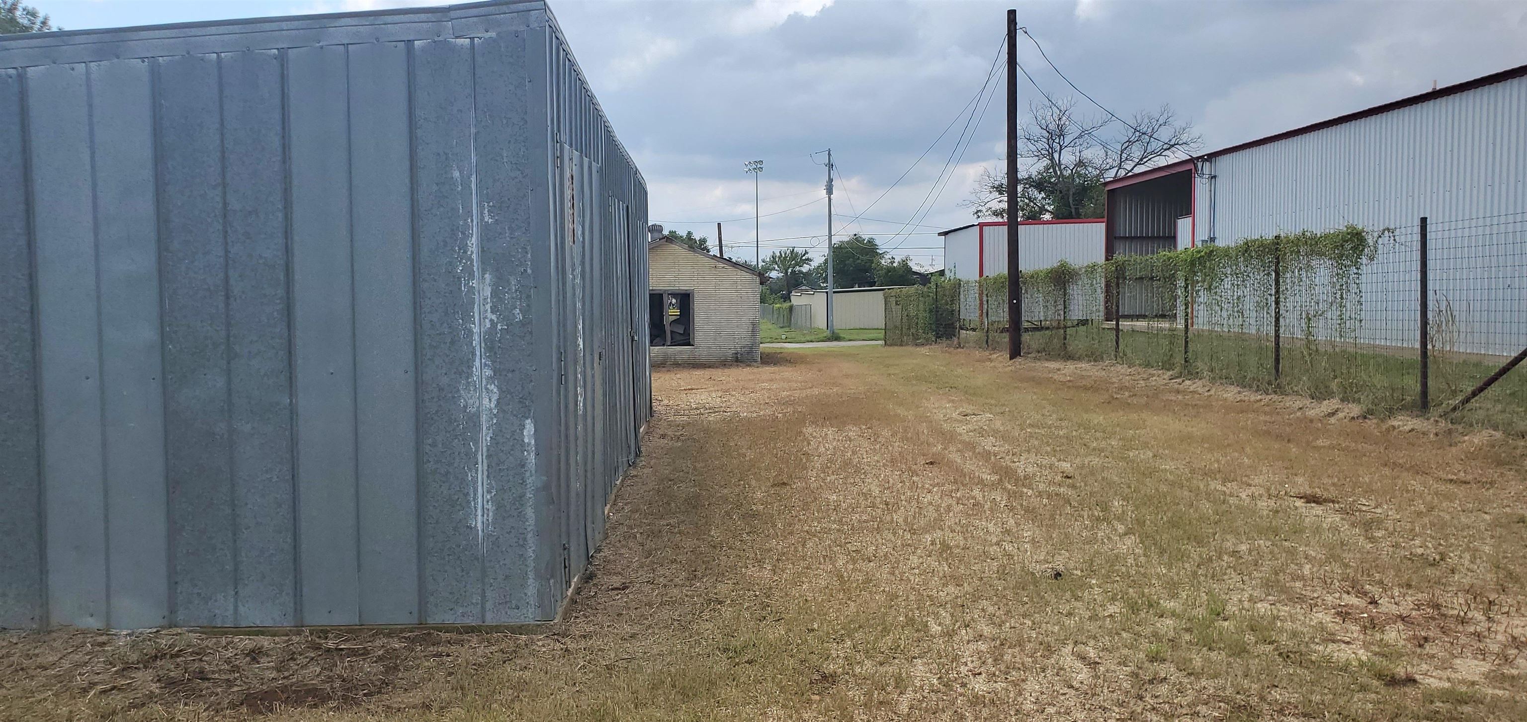 103 E Houston Llano TX 78643