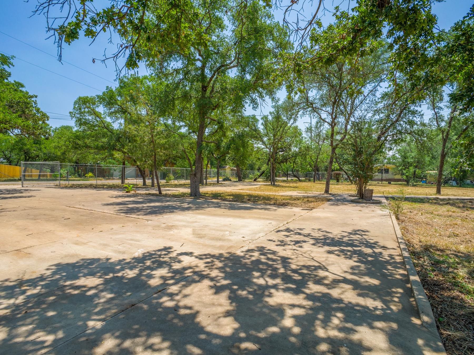2805 Kingdom Drive Granite Shoals TX 78654