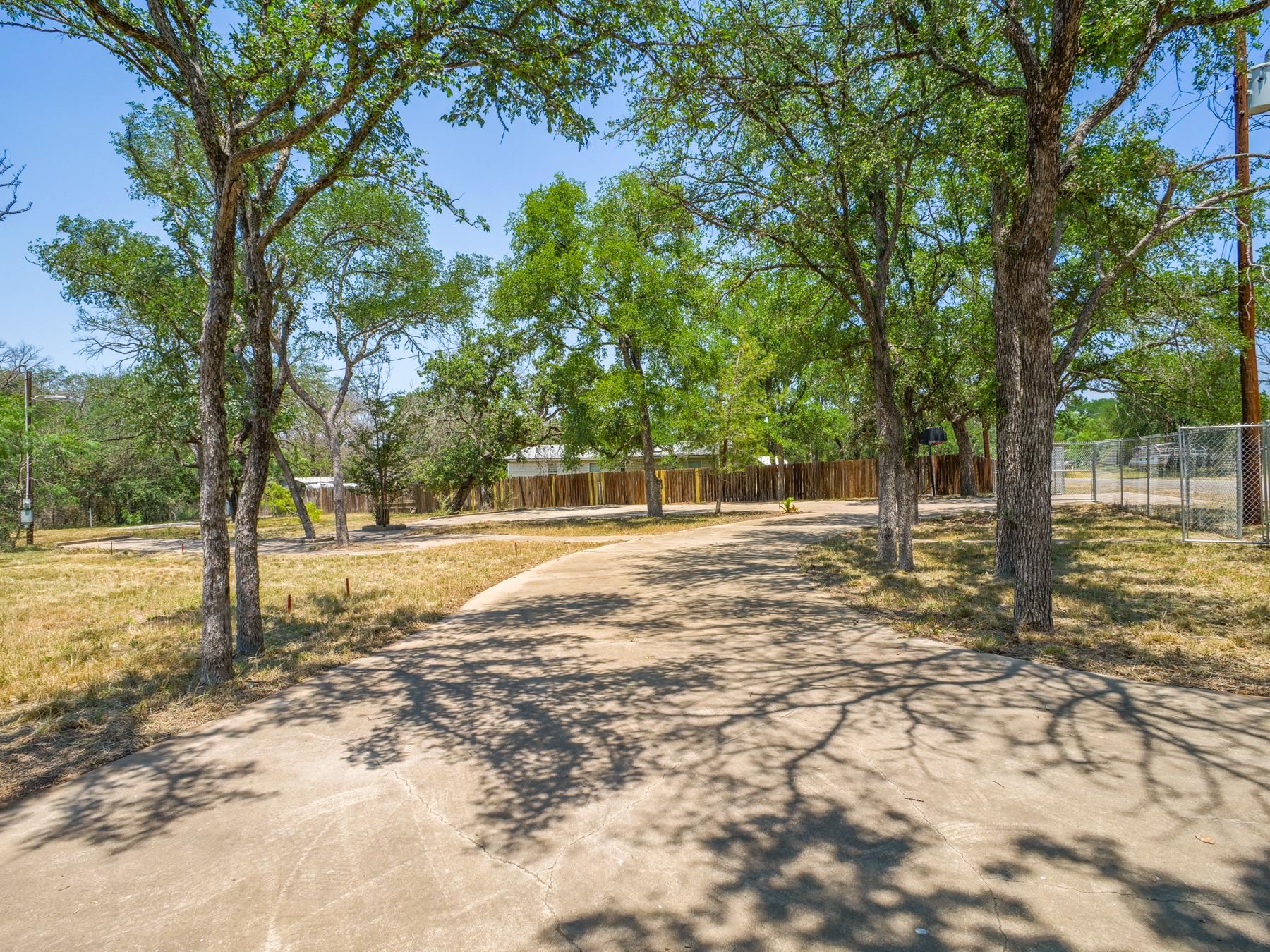 2805 Kingdom Drive Granite Shoals TX 78654