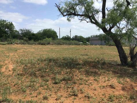 105 E Cottonwood Drive Granite Shoals TX 78654