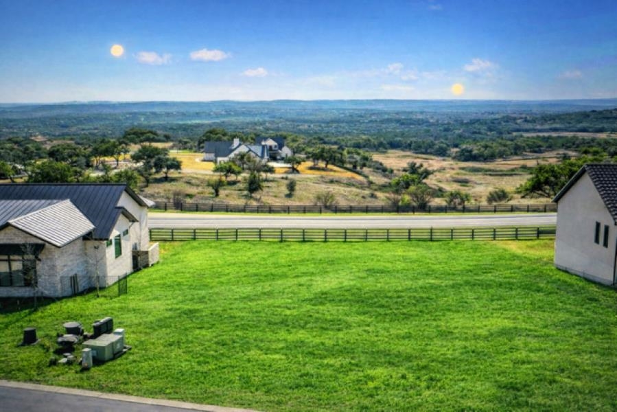 1409 Majestic Hills Boulevard Spicewood TX 78669