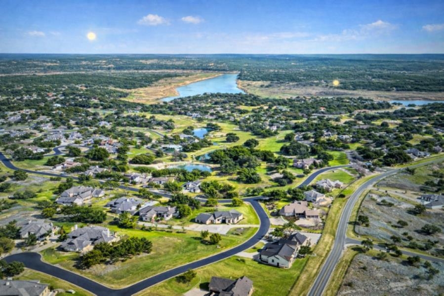 1409 Majestic Hills Boulevard Spicewood TX 78669
