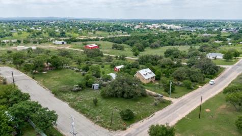 501 Vernon Avenue Llano TX 78643