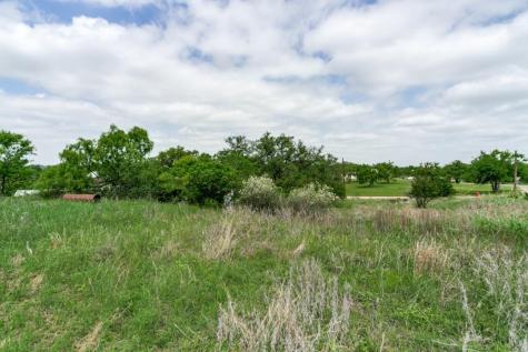 501 Vernon Avenue Llano TX 78643