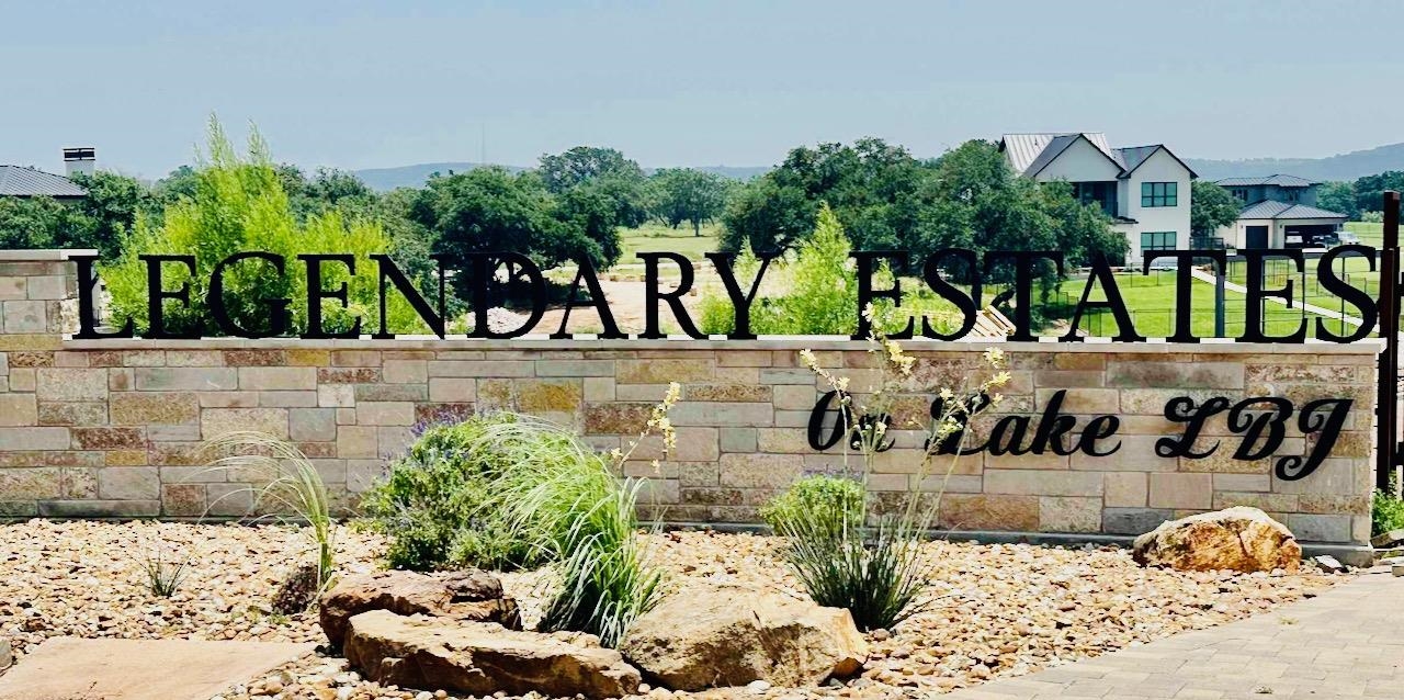 18 J Patriot Court Kingsland TX 78639