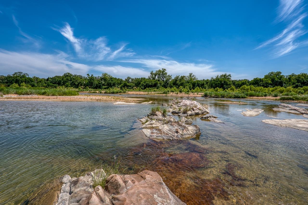 201A W Riverside Drive Llano TX 78643