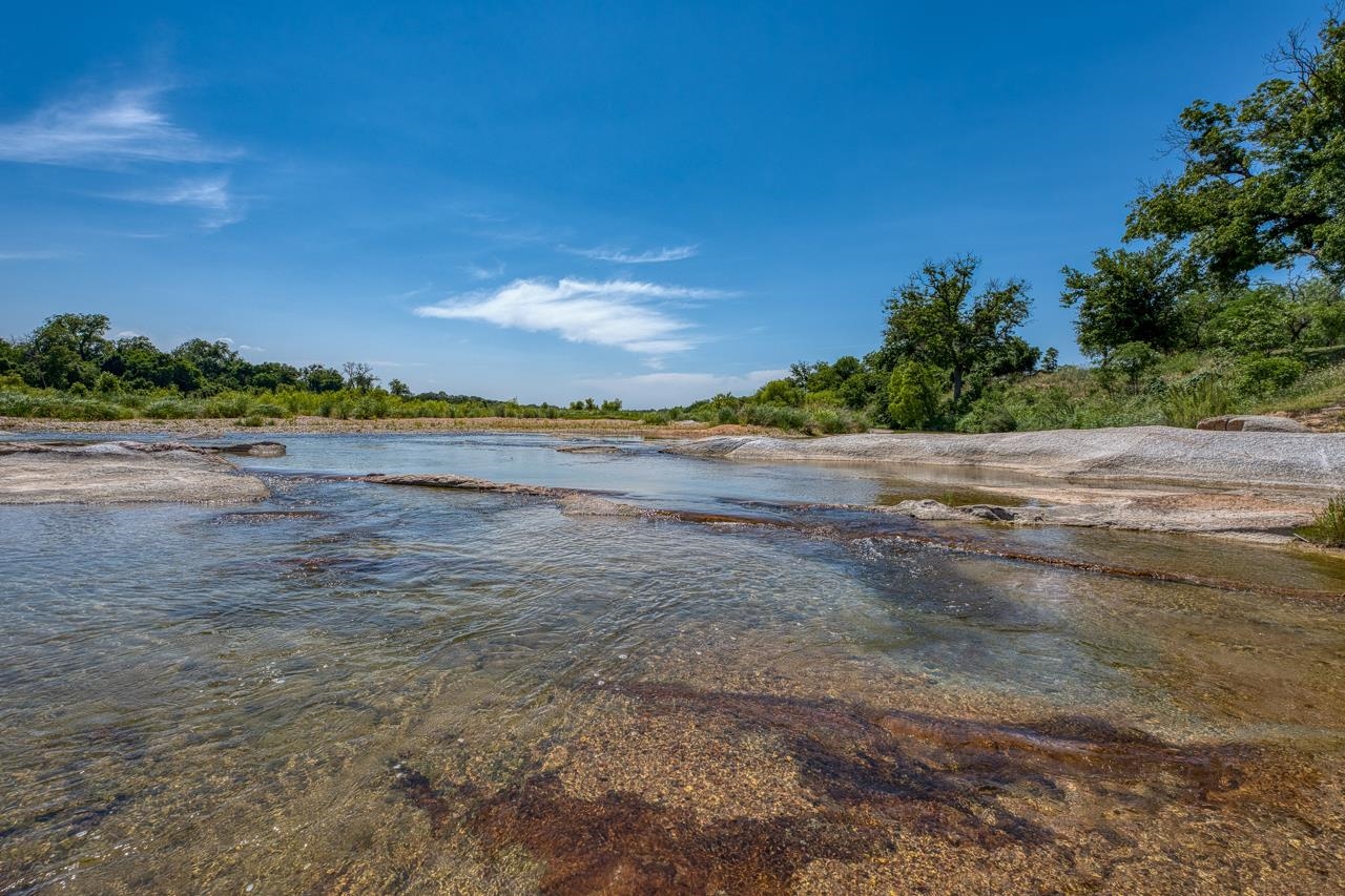 201A W Riverside Drive Llano TX 78643
