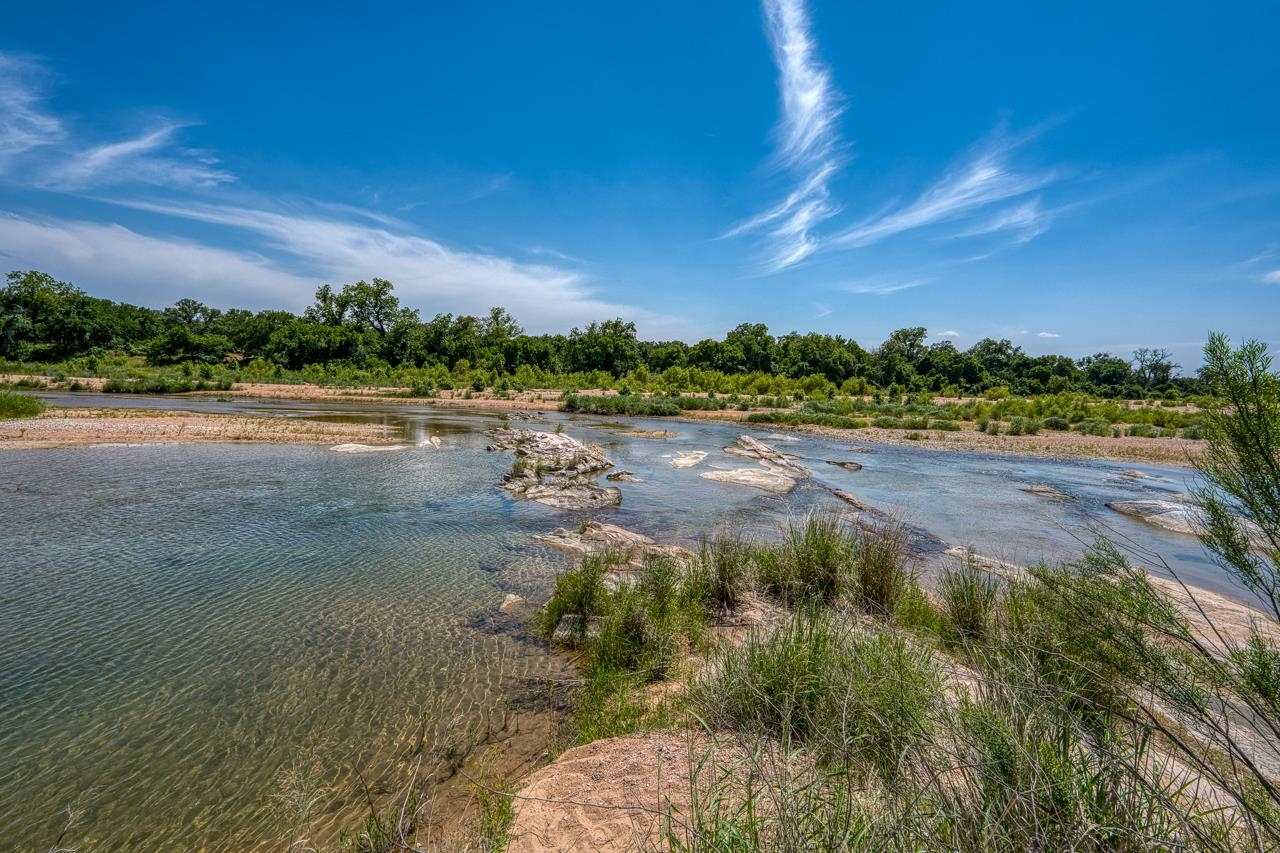 201A W Riverside Drive Llano TX 78643