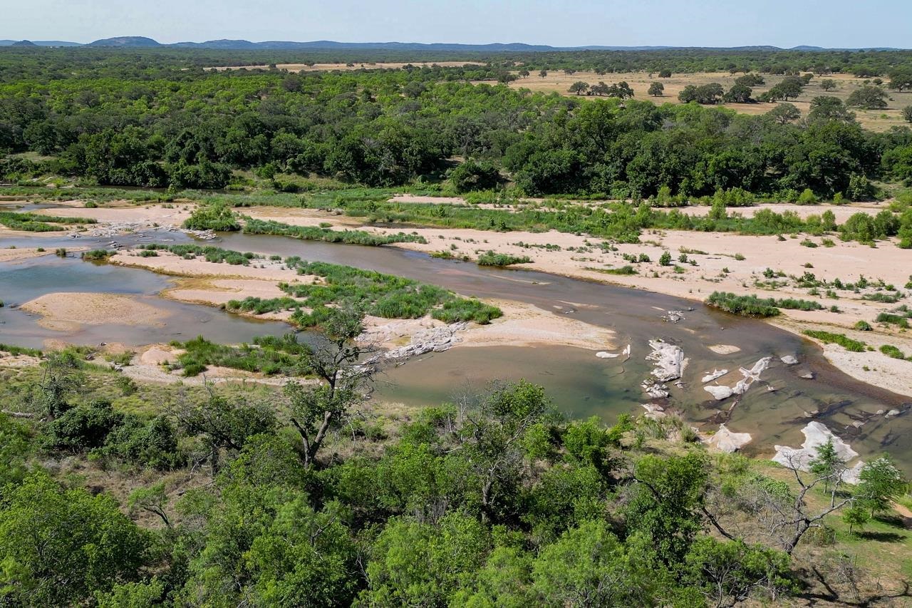 201A W Riverside Drive Llano TX 78643