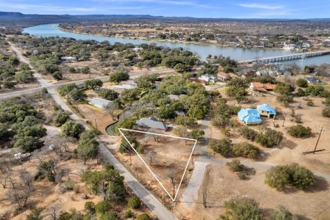 Lot 30 Bridgepoint Drive Kingsland TX 78639