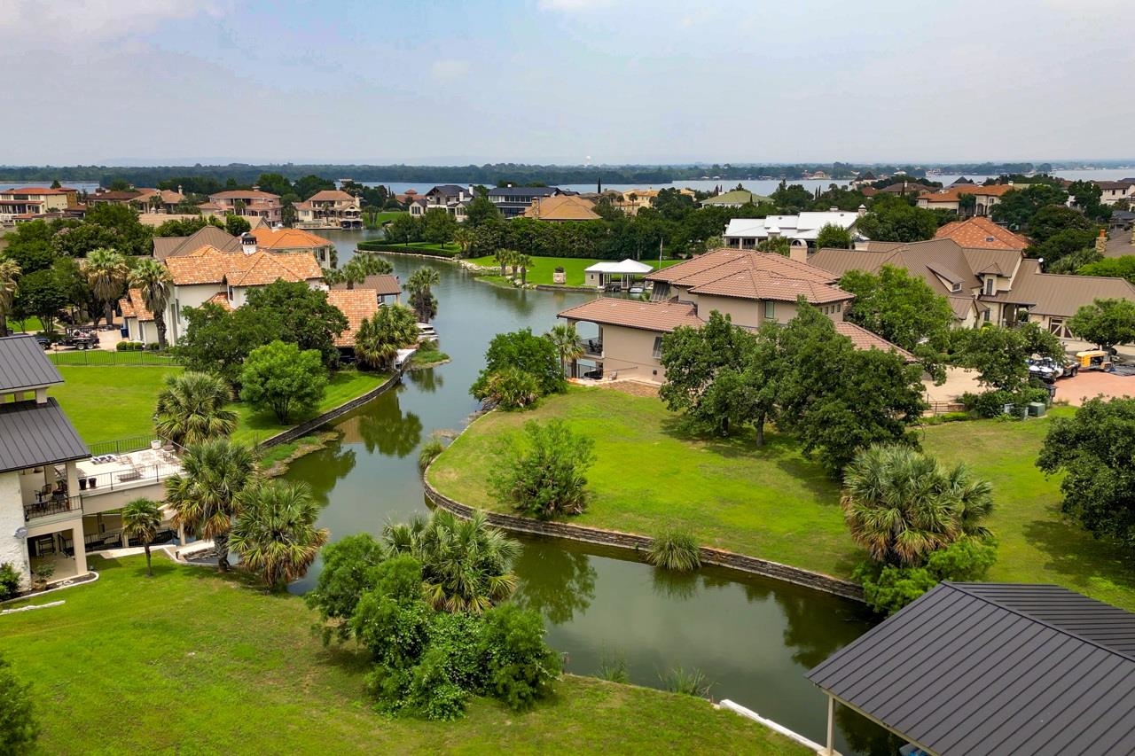 44-C Applehead Island Horseshoe Bay TX 78657
