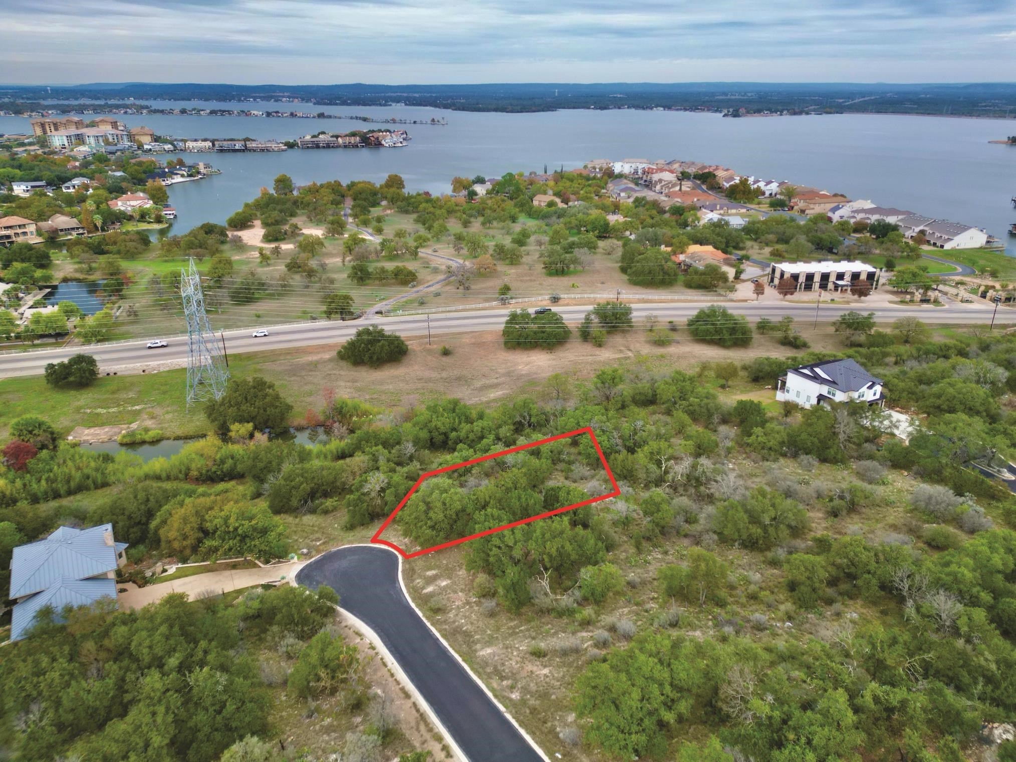 000 Twin Sails Horseshoe Bay TX 78657