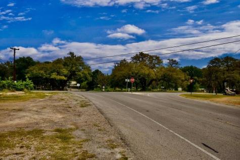 7908 County Road 404 Spicewood TX 78669
