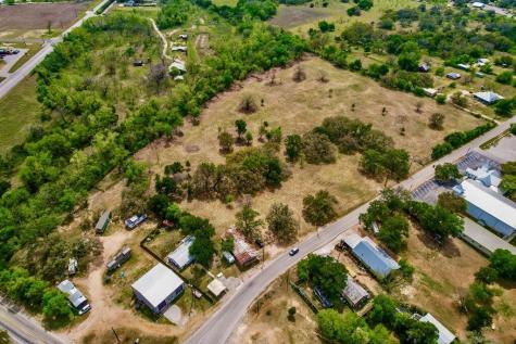 7908 County Road 404 Spicewood TX 78669