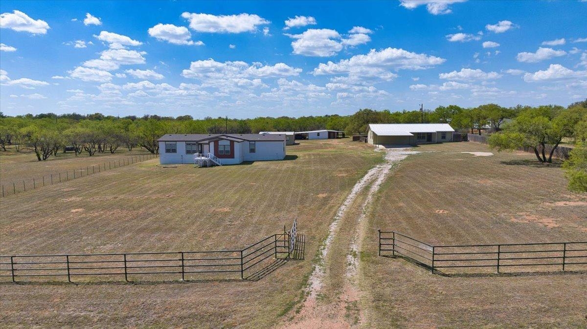 241-243 E Flag Creek Ranch Road Llano TX 78643