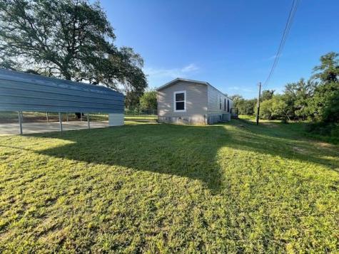 602 W Brown Street Llano TX 78643