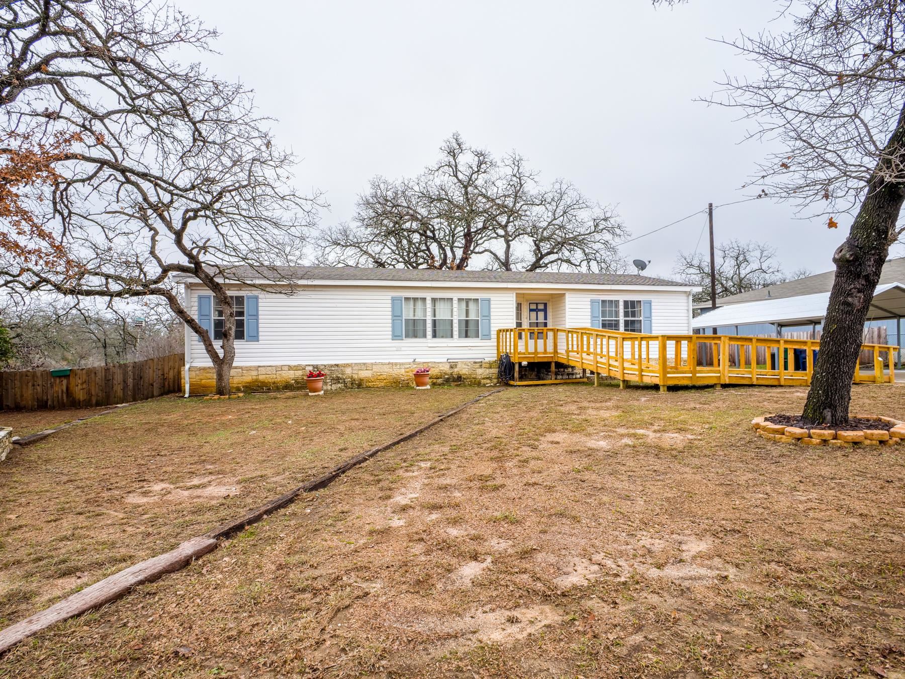 737 Driftwood Lane Cottonwood Shores TX 78657