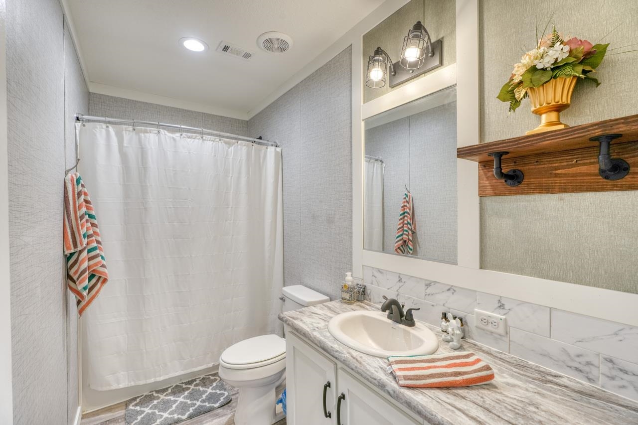 101 Samuel Drive Bertram TX 78605