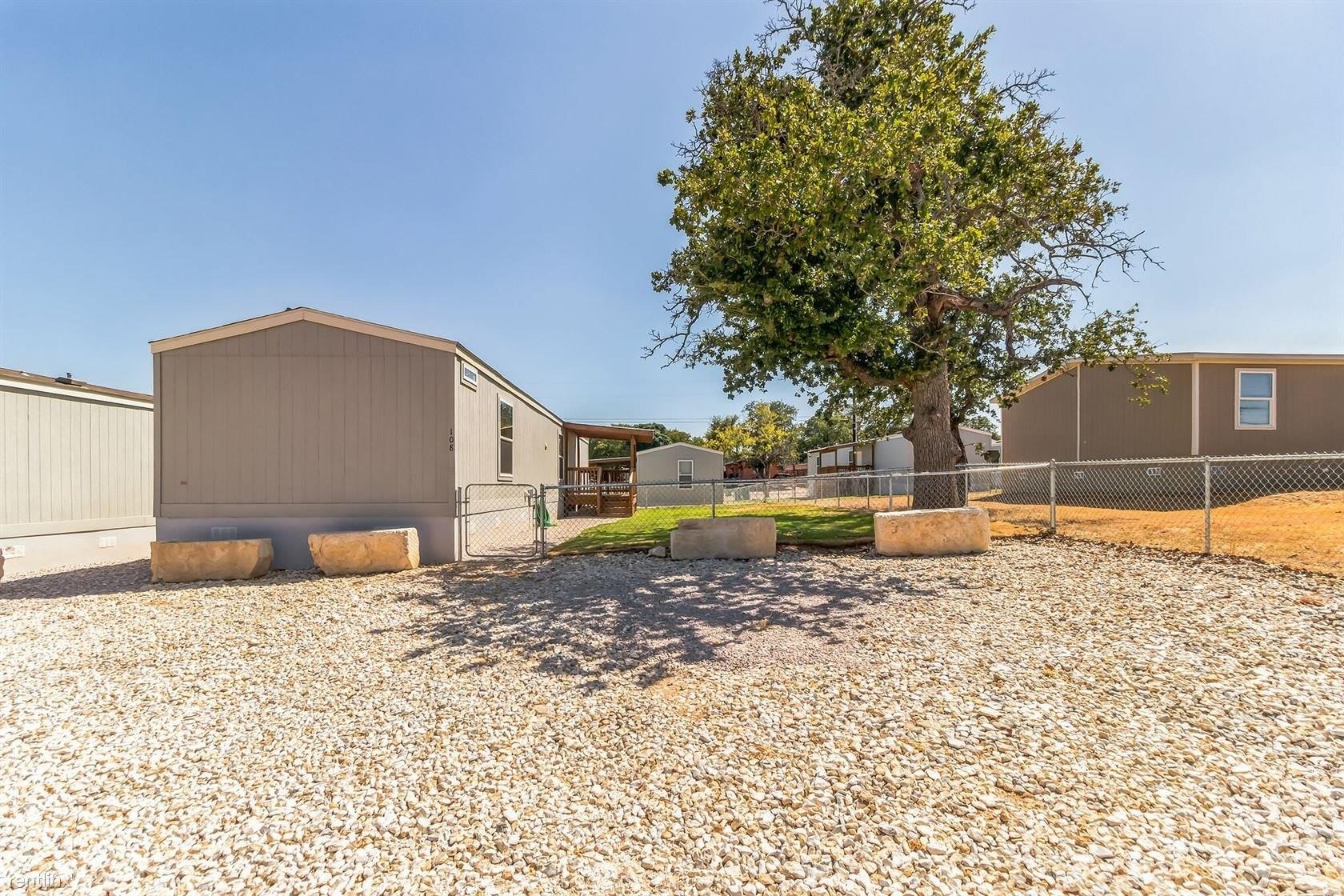 110 E Castleshoals Drive Granite Shoals TX 78654