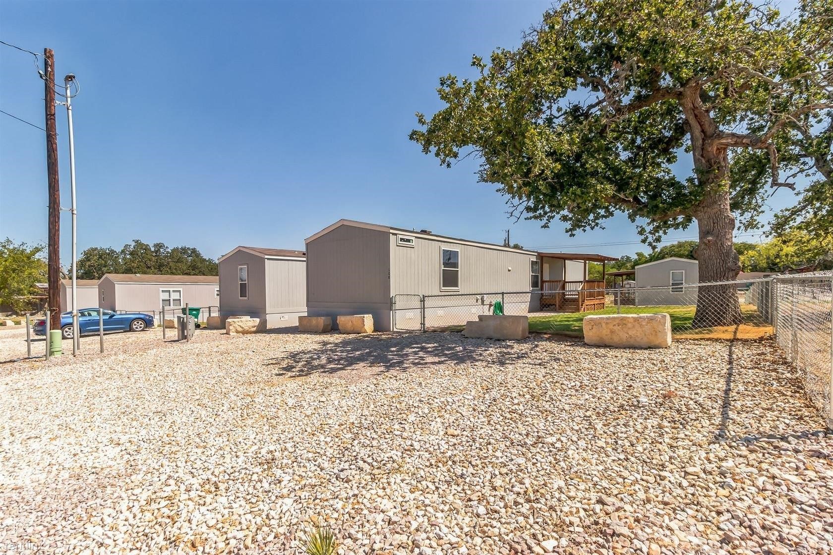 110 E Castleshoals Drive Granite Shoals TX 78654