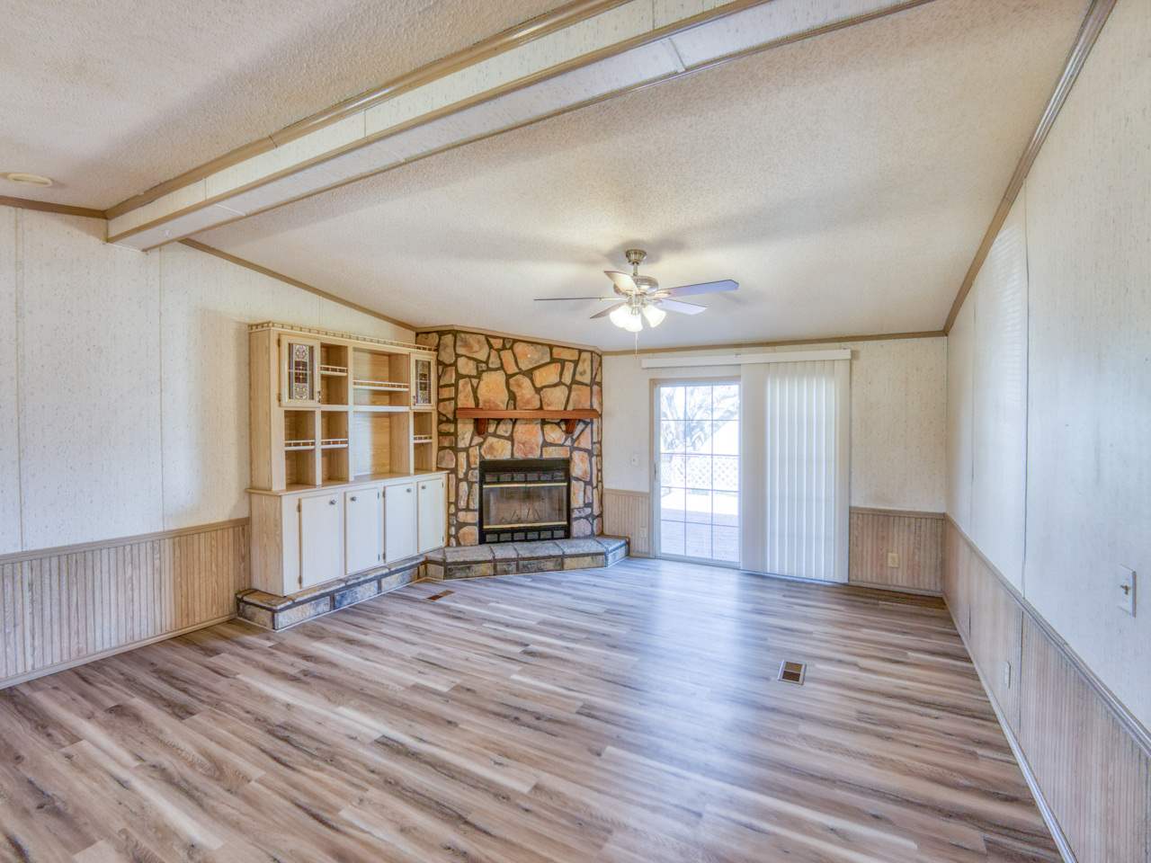 1811 S Fm 1174 Bertram TX 78605