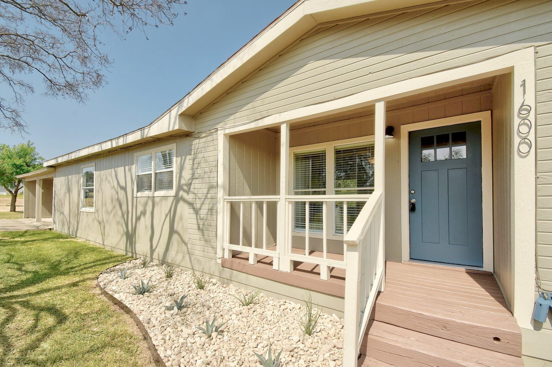 1600 Cripple Creek Horseshoe Bay TX 78657