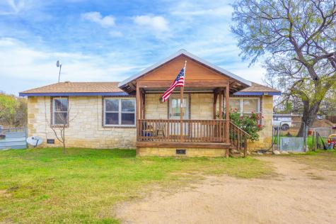 104 Conroe Court Kingsland TX 78639
