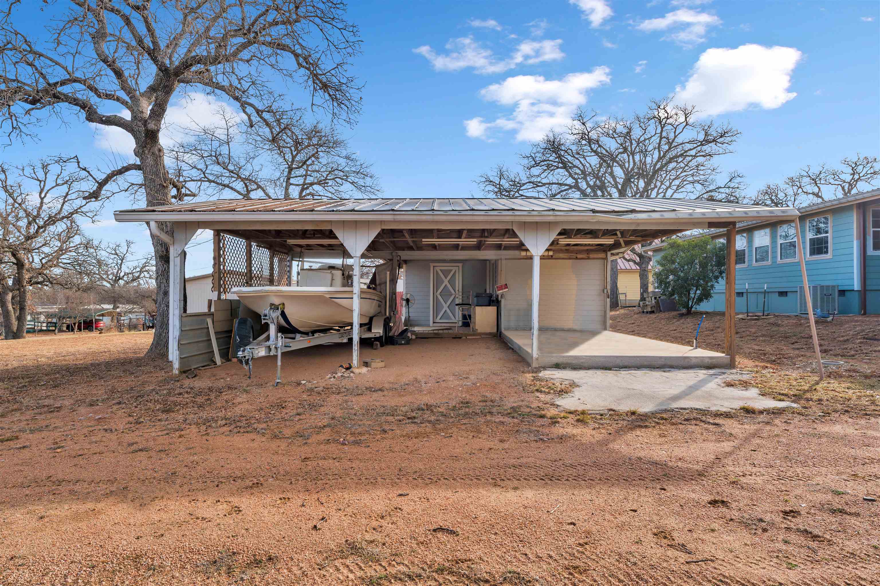 230 Beaver Tow TX 78672