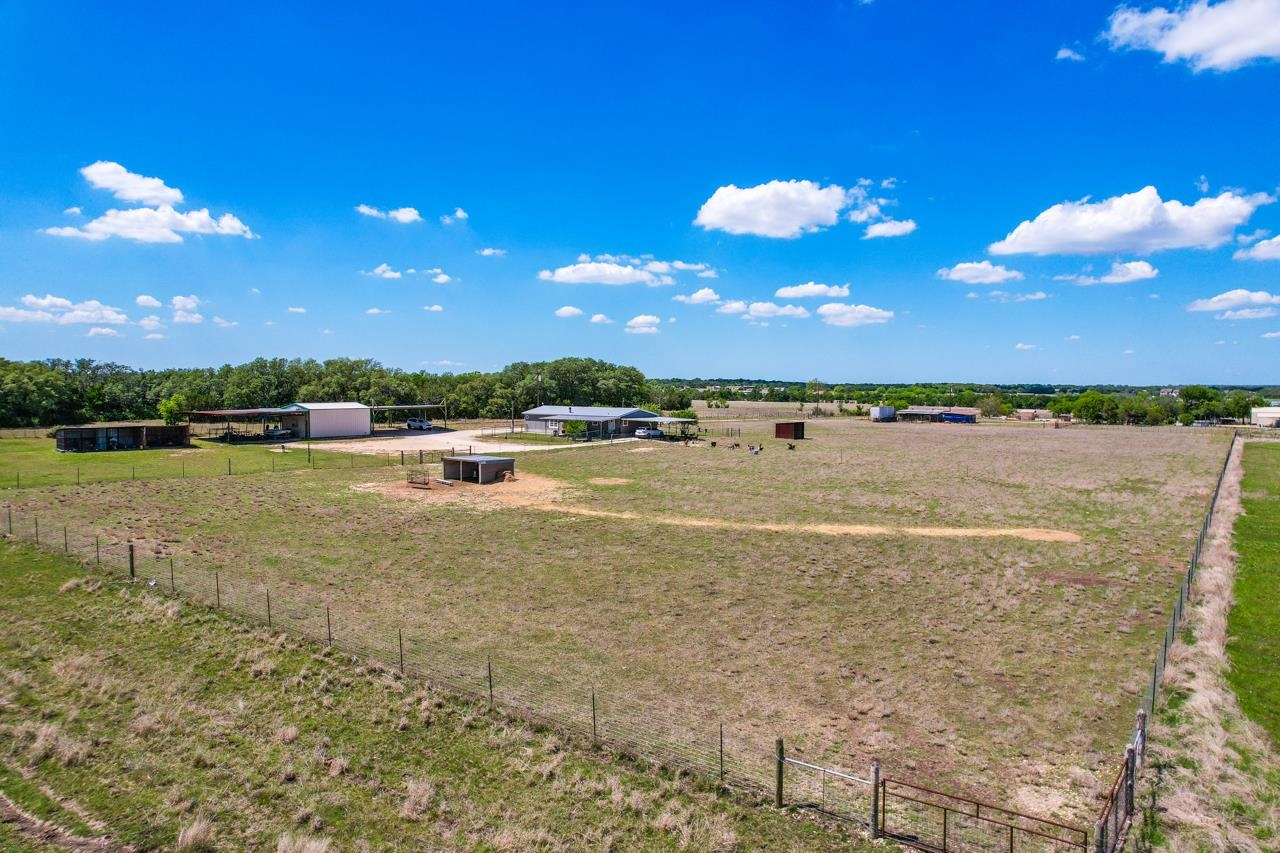 815 County Road 226 Florence TX 76527