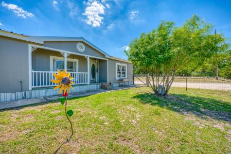 815 County Road 226 Florence TX 76527