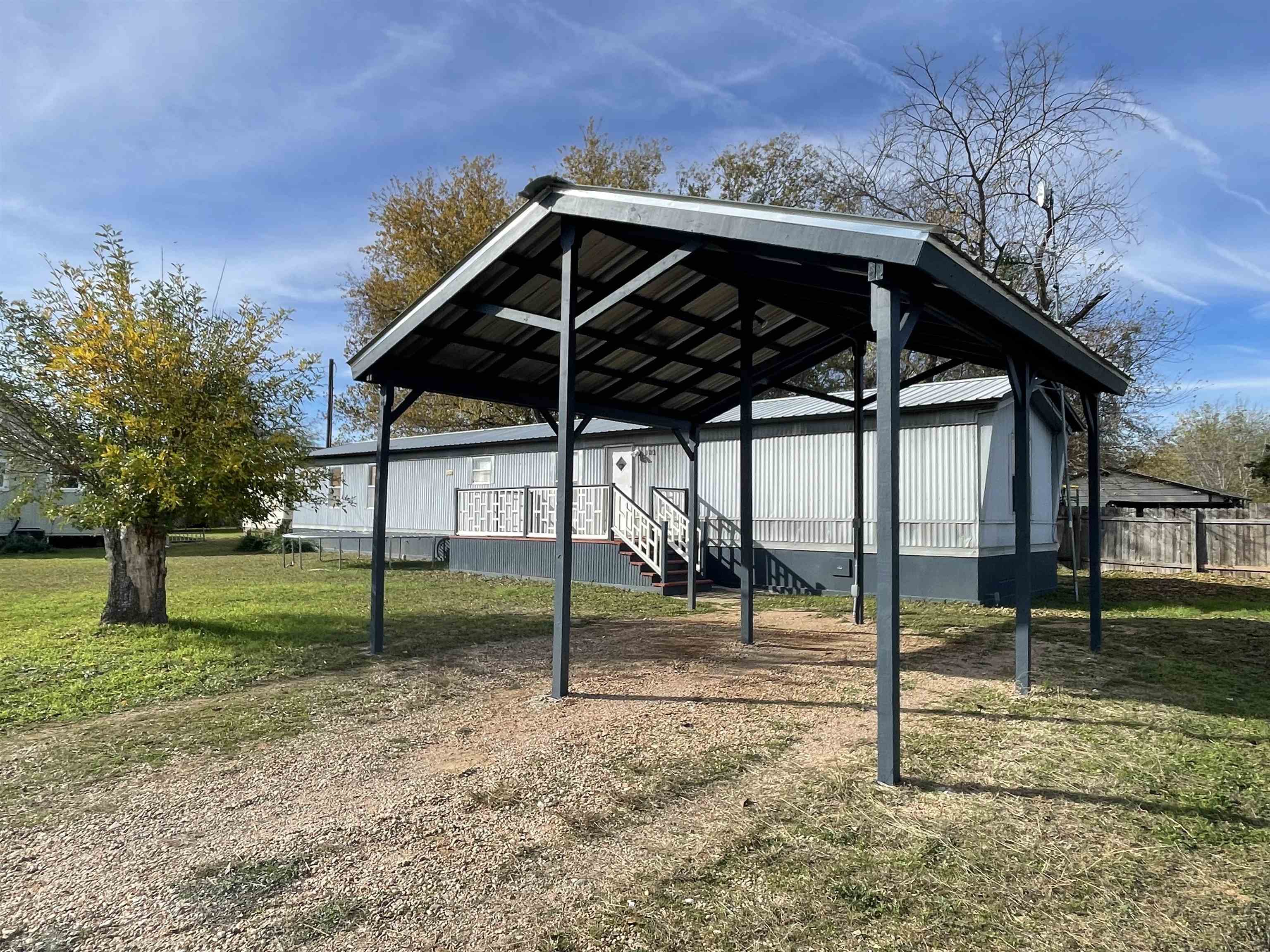 113 Elizabeth Drive Spicewood TX 78669