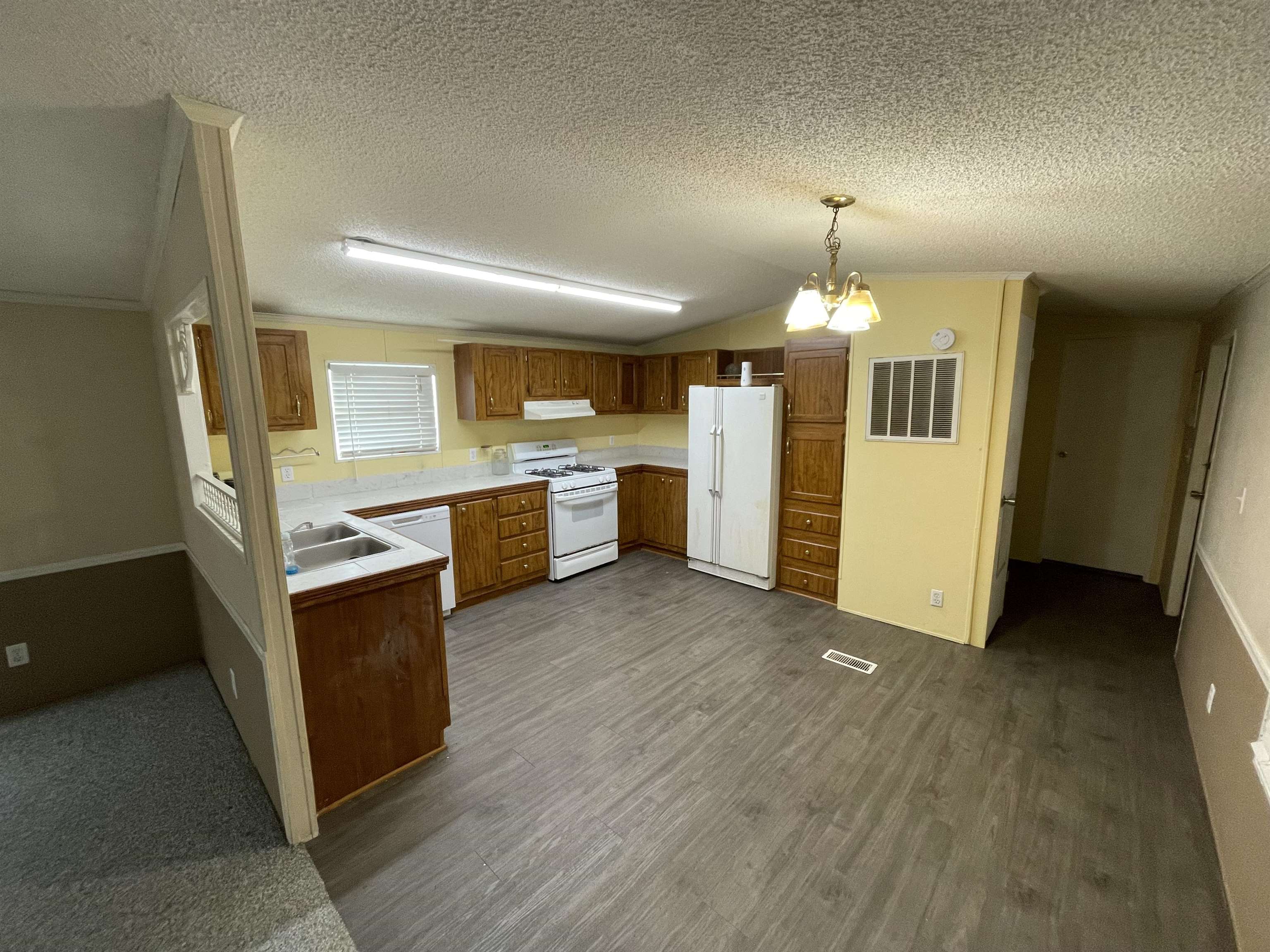 113 Elizabeth Drive Spicewood TX 78669