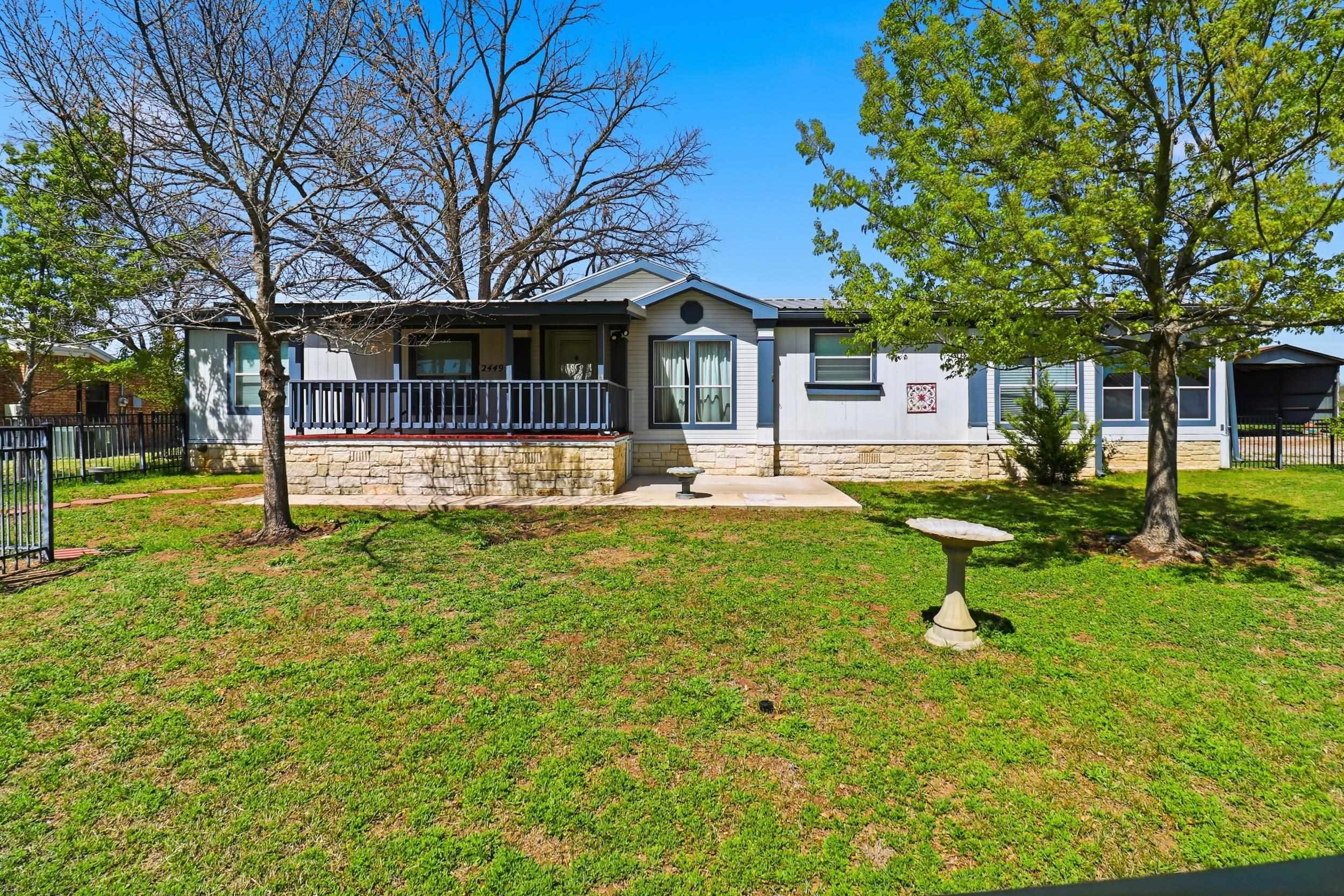 2449 River Oaks Drive Kingsland TX 78639