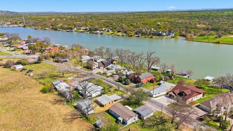2449 River Oaks Drive Kingsland TX 78639
