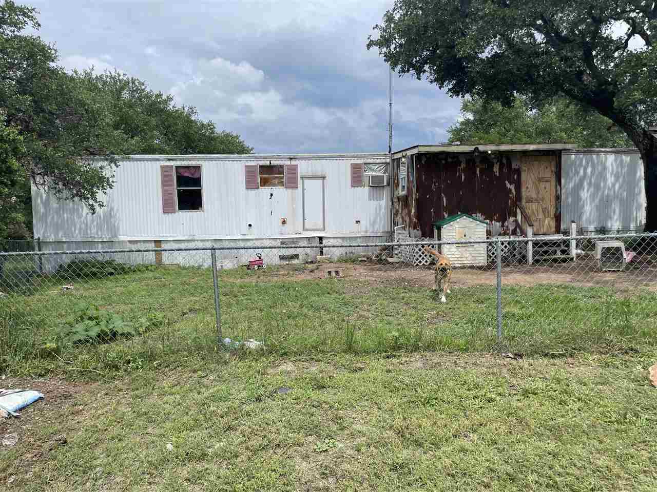 3310 Oleander Street Kingsland TX 78639