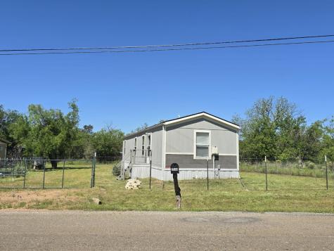 2546 Indian Trail Kingsland TX 78639