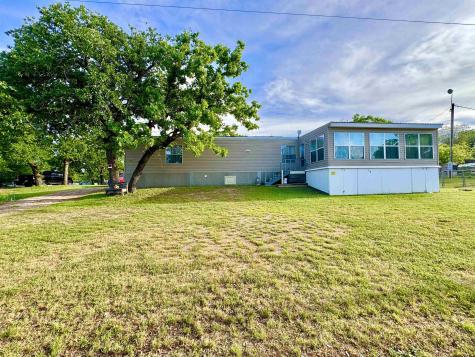 118 Beaver Street Tow TX 78672