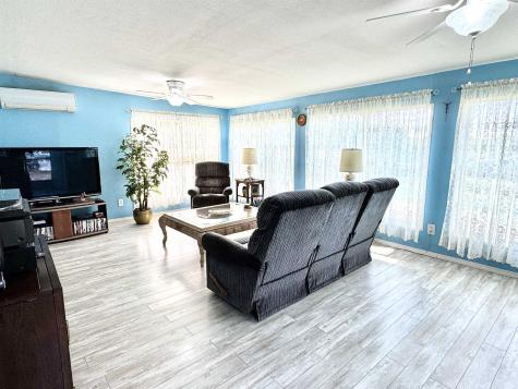 118 Beaver Street Tow TX 78672