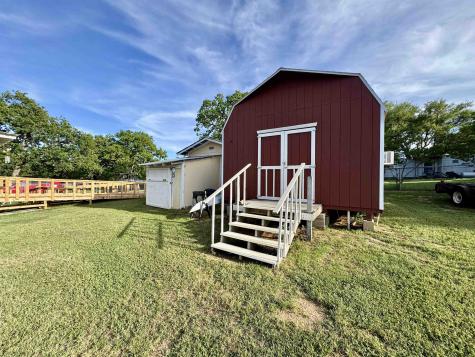118 Beaver Street Tow TX 78672