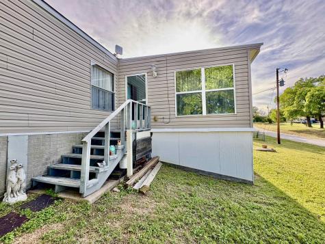 118 Beaver Street Tow TX 78672