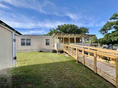 118 Beaver Street Tow TX 78672