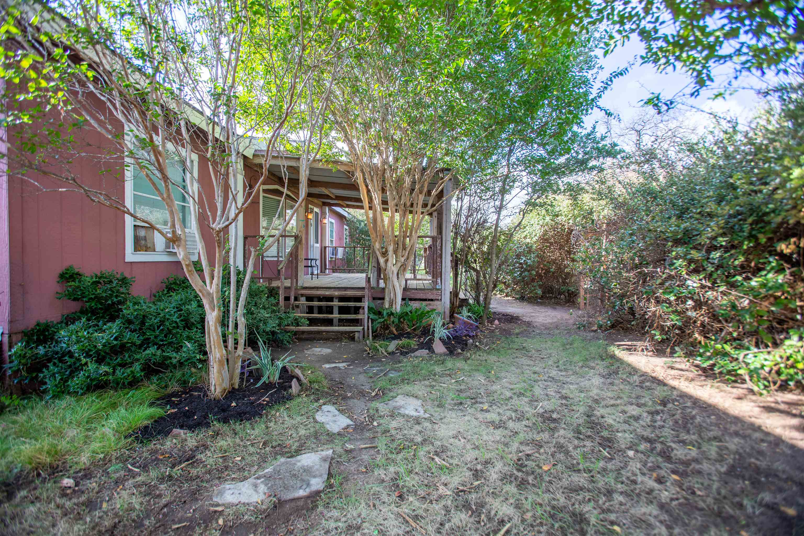 2514 Skyline Drive Kingsland TX 78639