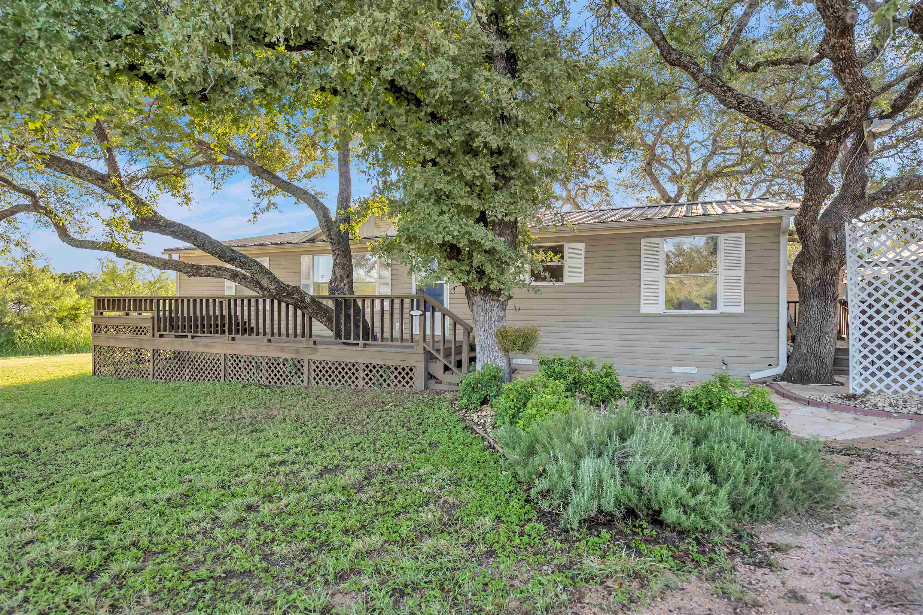 3660 Ranch Road 2545 Kingsland TX 78639