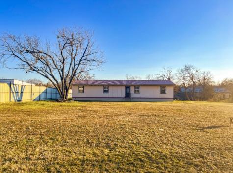 717 Ridgeway Street Kingsland TX 78639