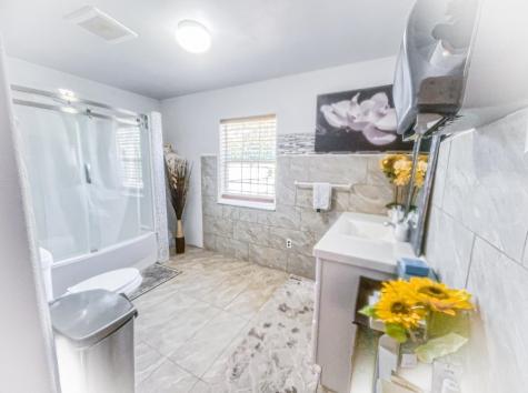 717 Ridgeway Street Kingsland TX 78639
