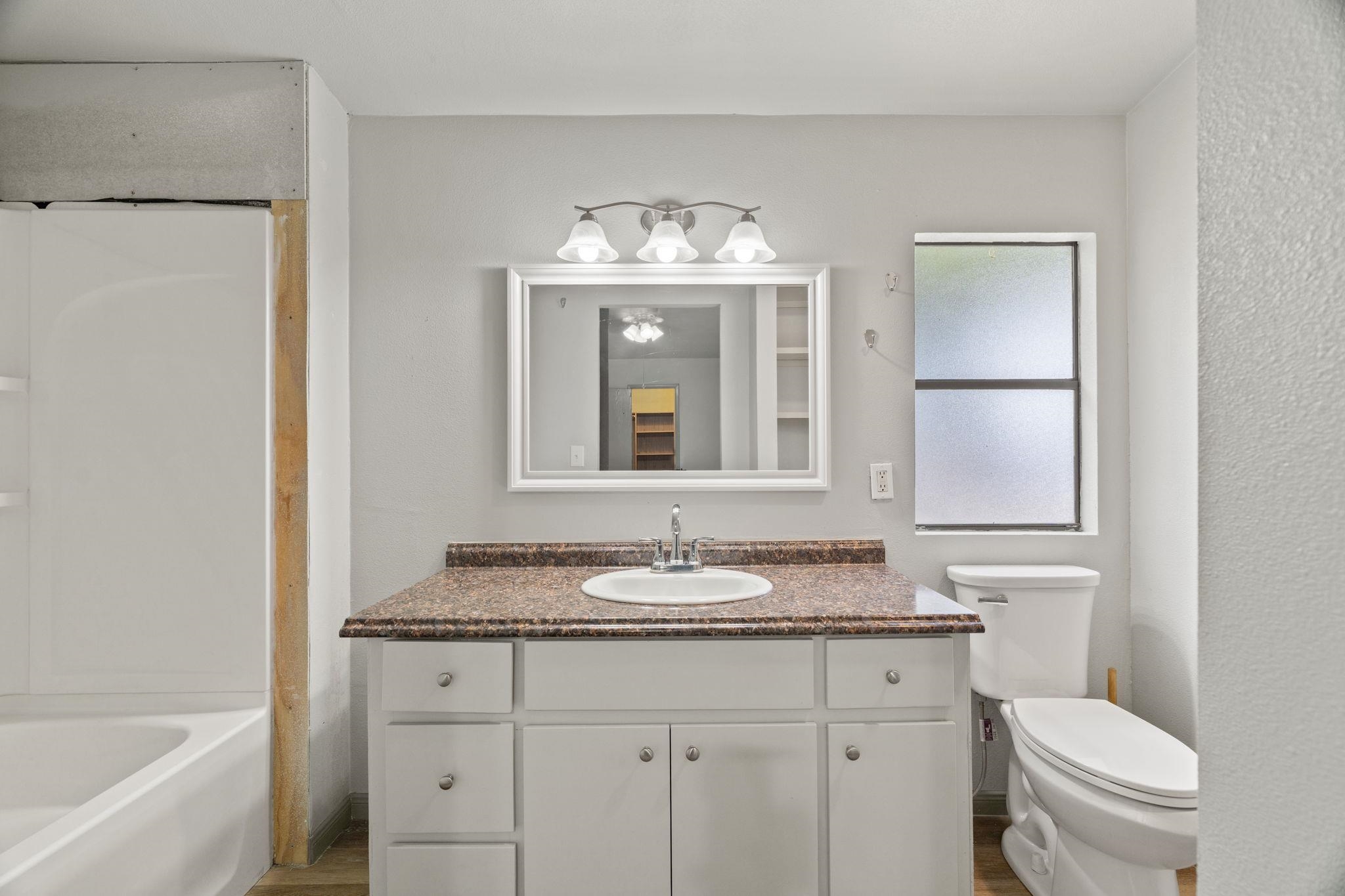 102 Crestview Kingsland TX 78639