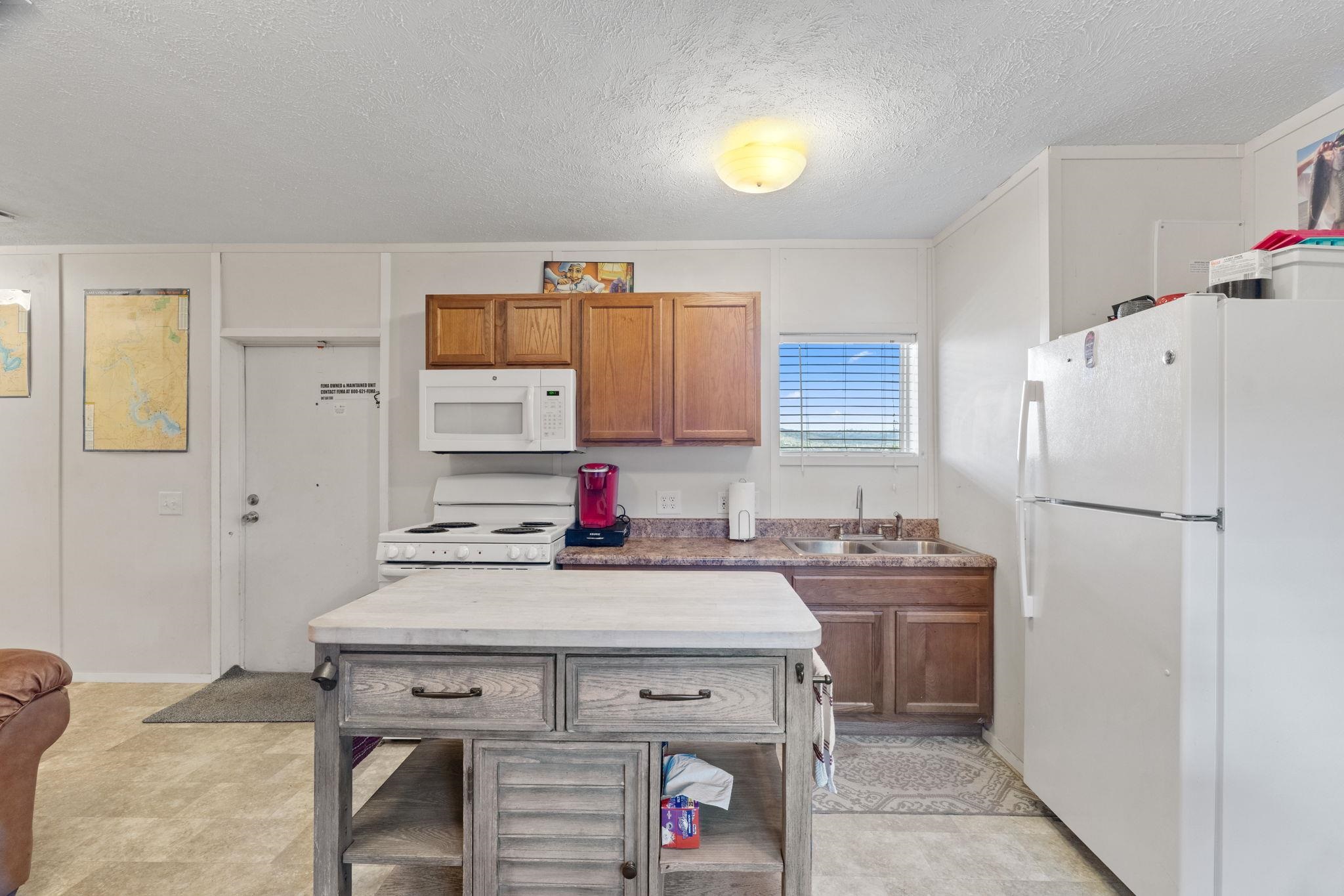 102 Crestview Kingsland TX 78639