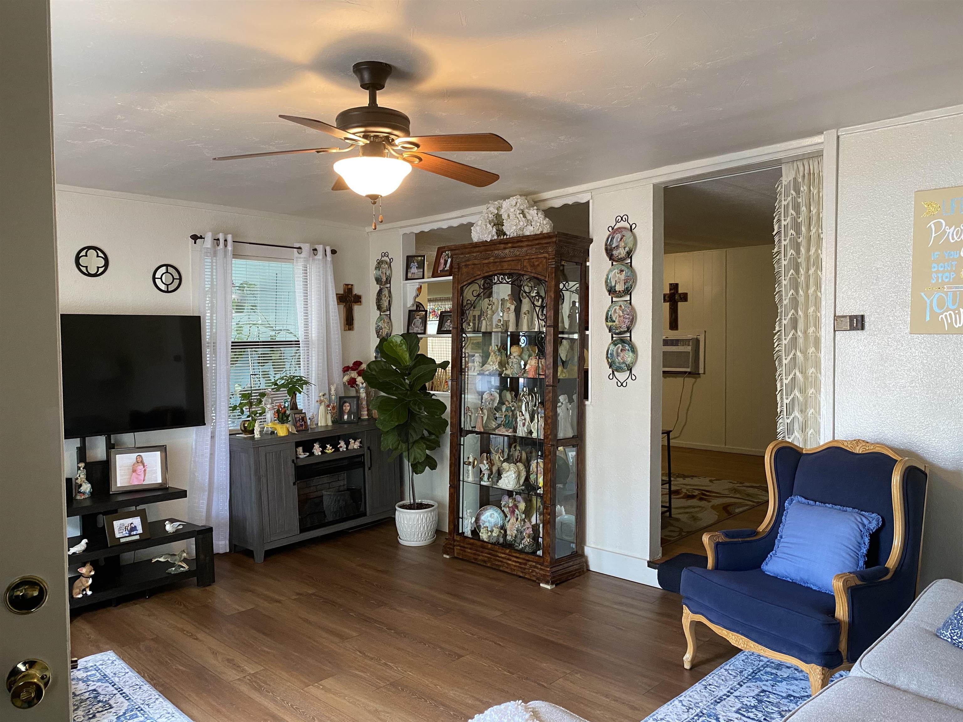 649 Fir Lane Cottonwood Shores TX 78657